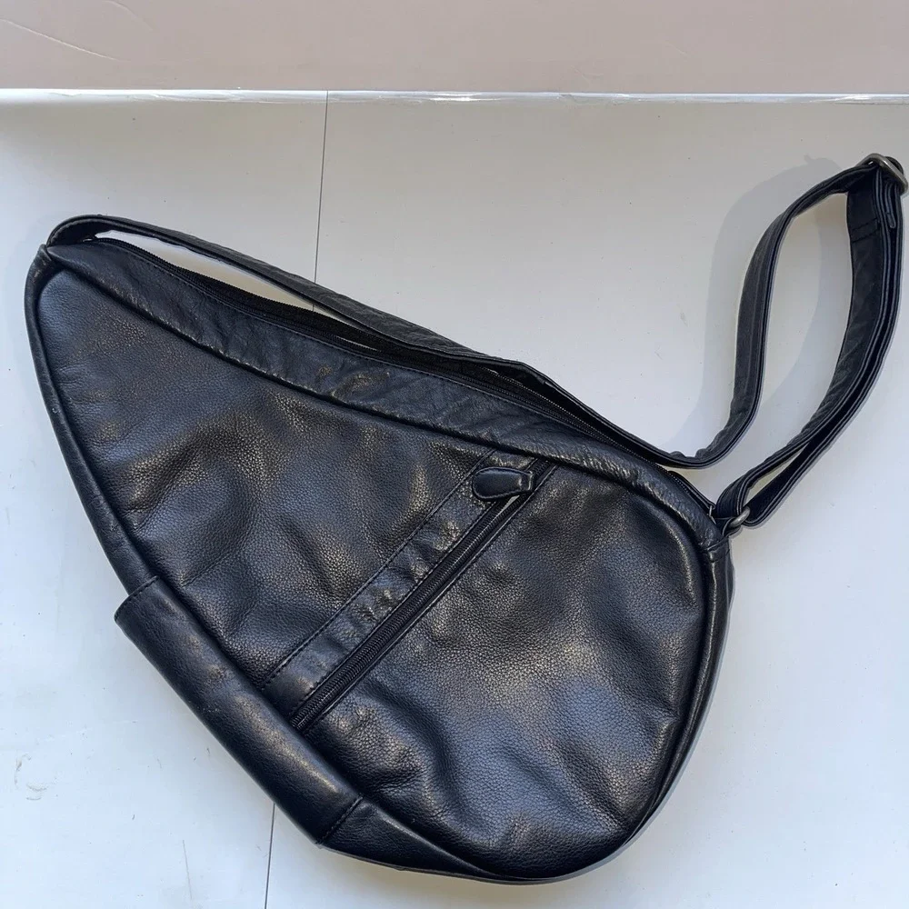Leather AmeriBag Healthy Back Bag* Classic Black Sling Backpack Purse 18